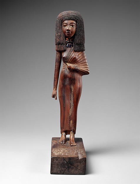 Egipcjanka. rzeźba jest datowana na XIV w p.n.e. Źródło
